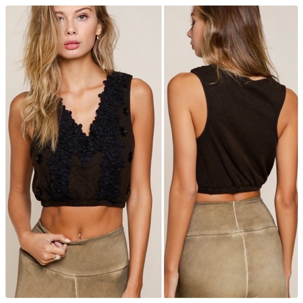 POL Keep it Classy Crop Top - Picture 8 of 16